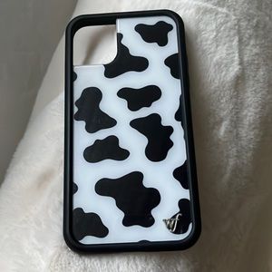 iphone 11 Wildflower Cow Case